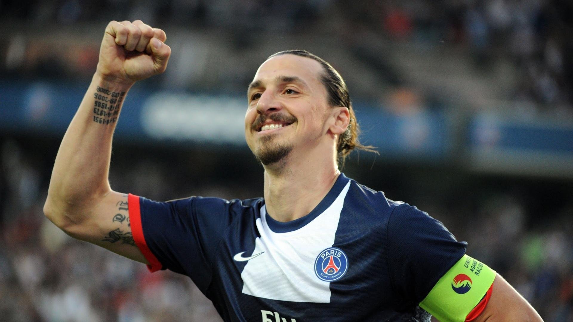 “超级巨星火力全开，点燃现场气氛，成就经典一战”，超级巨星难度是不是加大了